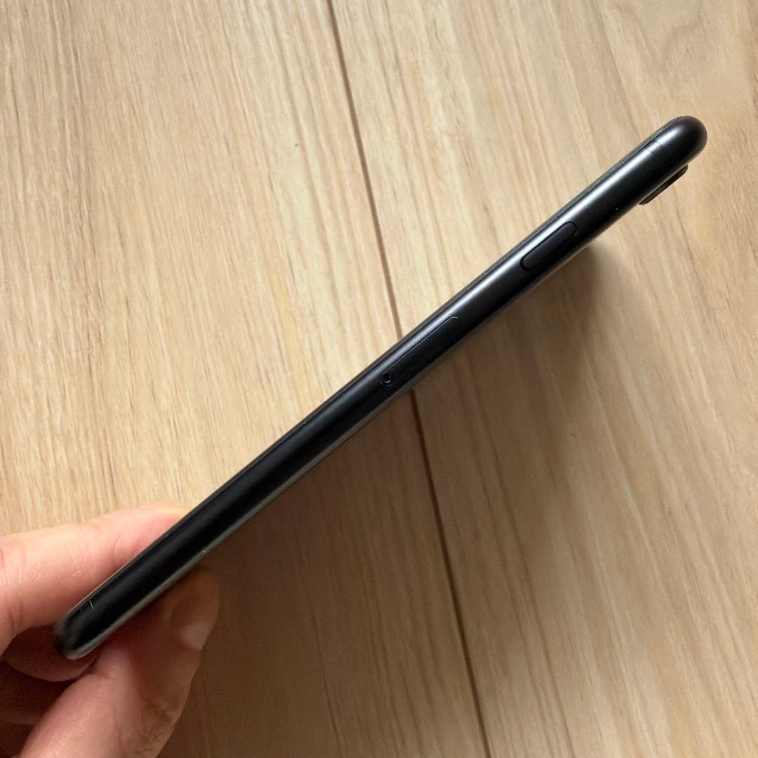 Apple iPhone SE第二世代 SE2 ブラック simフリー