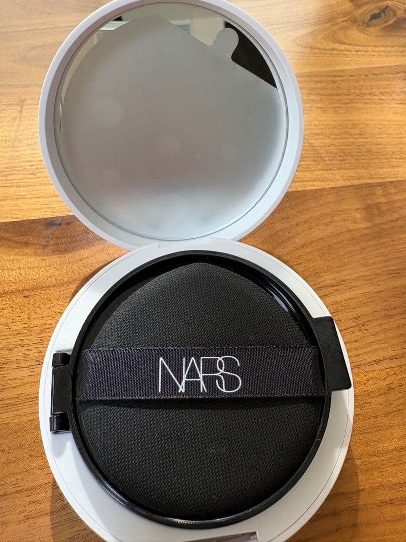 NARS ライトリフレクティングセラム　クッションファンデーション　03790