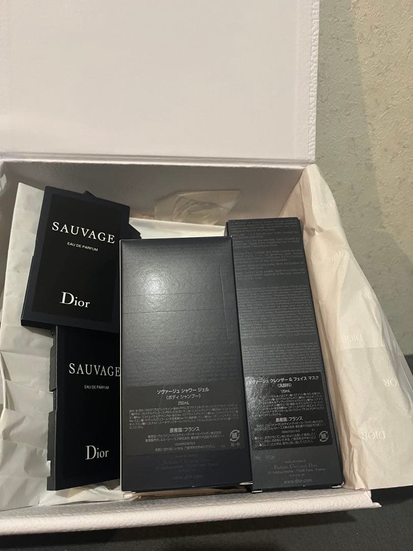 Dior Sauvage オードトワレ セット ギフトボックス付き
