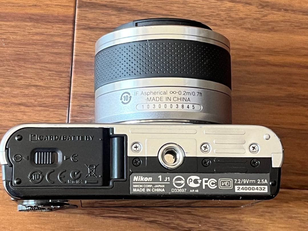 【動作未確認】 Nikon 1 J1 シルバー 10-30mm VR