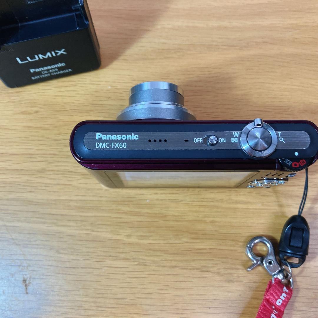 Panasonic LUMIX DMC-FX60 デジカメ 動作確認済 充電器付