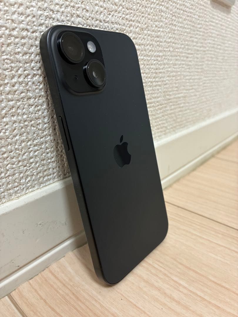 Apple iPhone 15 ブラック本体 128GB ＳＩＭフリー