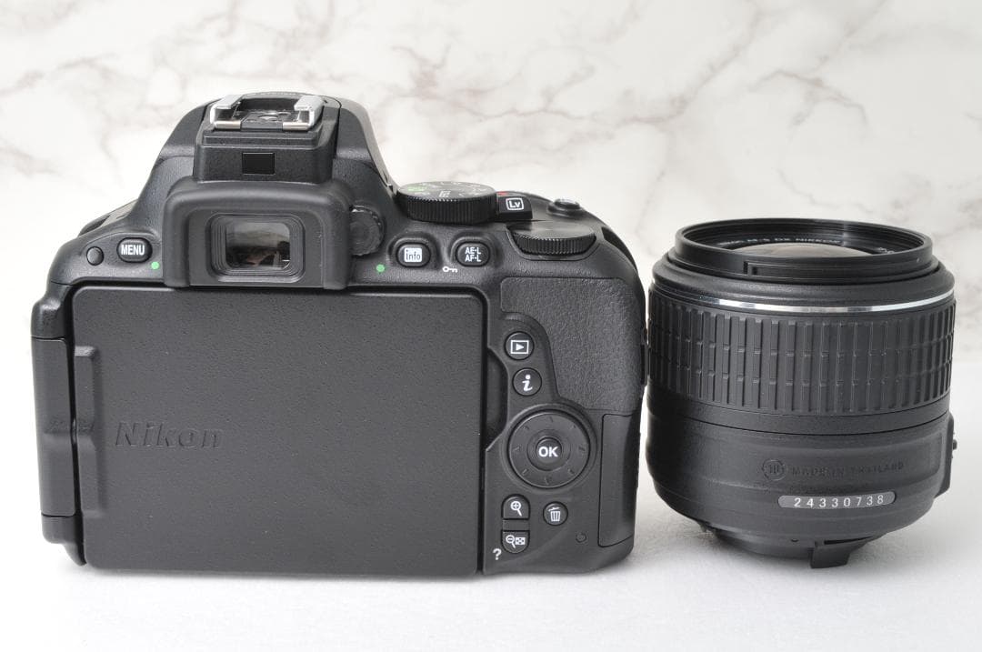 美品 ショット数新品級❣️Nikon D5500⭐️Wi-Fi スマホ転送