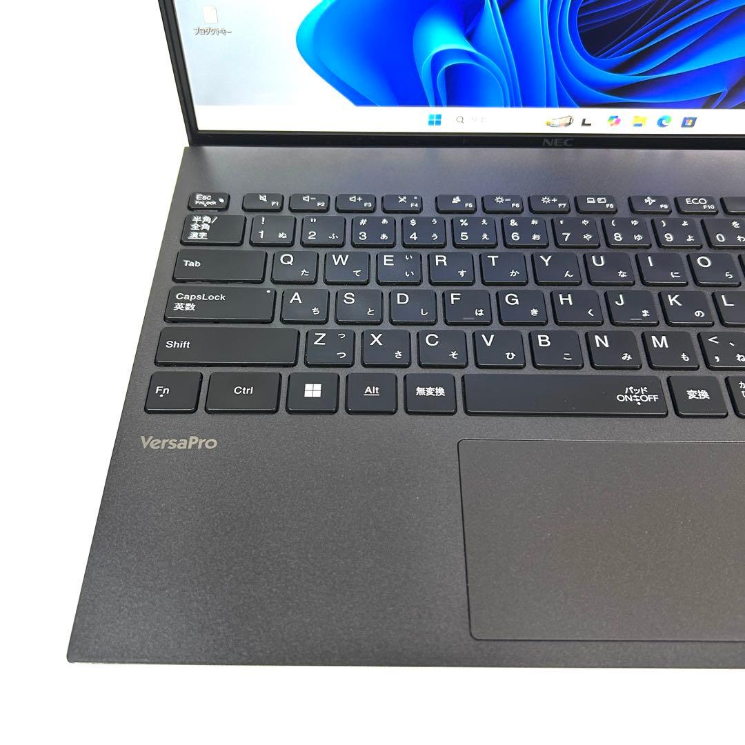 VersaPro UltraLite VKV50/G-B i7 16GB 13型
