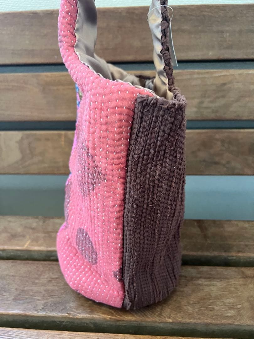裂き織り作家oruさん　ビンテージキルト刺繍バッグ　新品未使用