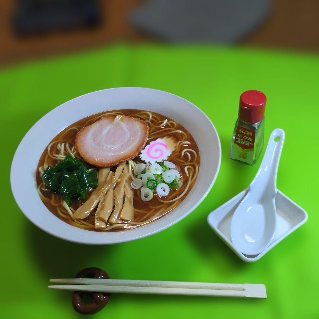 食品サンプル　醤油中華麺