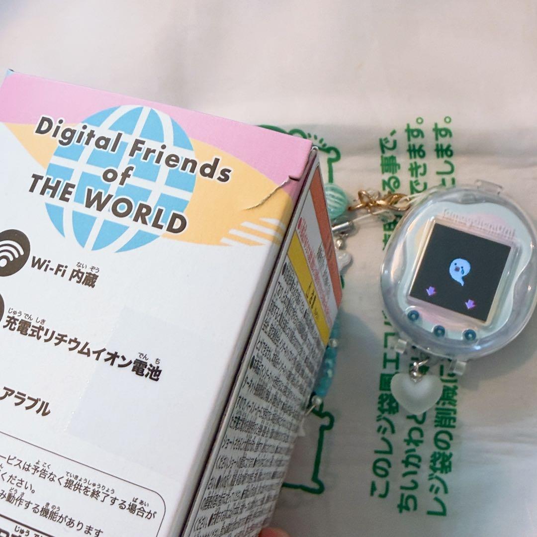 Tamagotchi Uni たまごっち ユニ ホワイト エリア付き サンリオ
