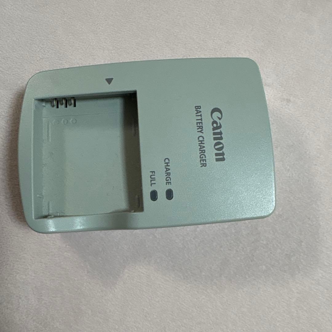 Canon IXY 200F 箱付き キャノン デジカメ シルバー