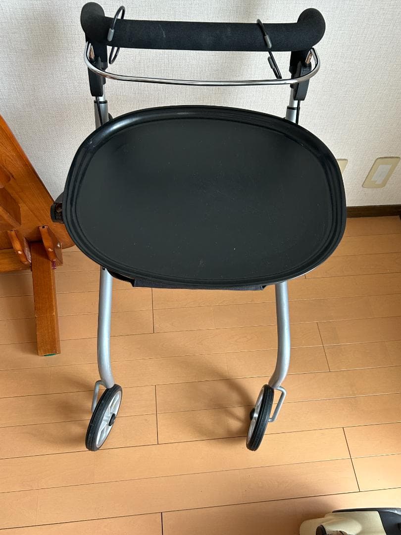 【超美品 総額7,900円 室内用歩行車 竹虎製 レツゴーミニ 大阪市内限定】