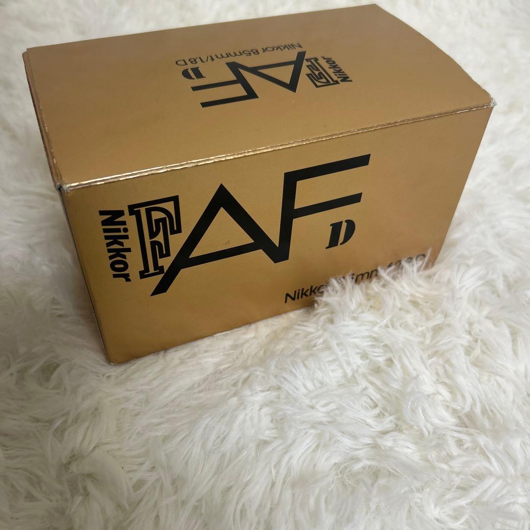 【未使用級】AF Nikkor 85mm F1.8D　カメラ　ニコン　レンズ