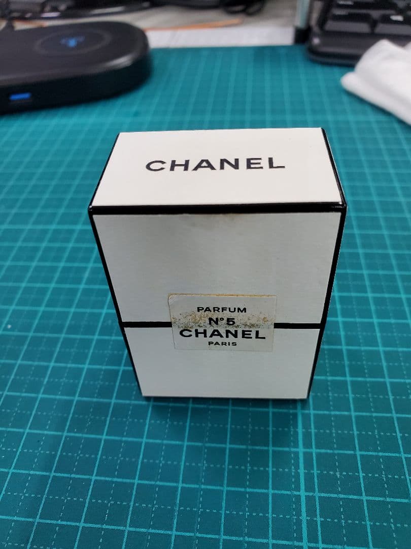 CHANEL シクリスタル オードトワレ 100ml＆N°5 パルファム 7ml