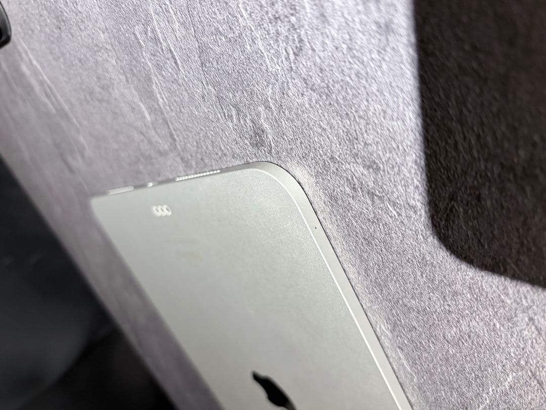 【美品】iPad Pro 11インチ M4 512GB Wi-Fi シルバー