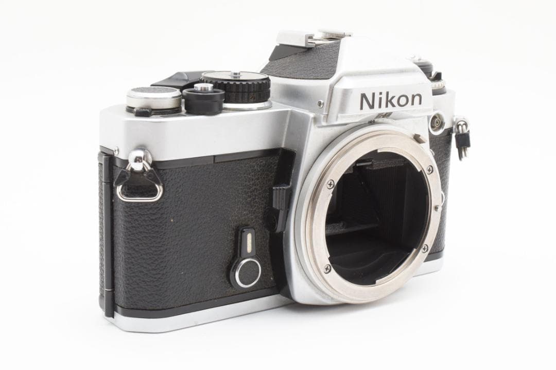 ★各部モルト張り替え済・美品★ ニコン Nikon FE ボディ #18794