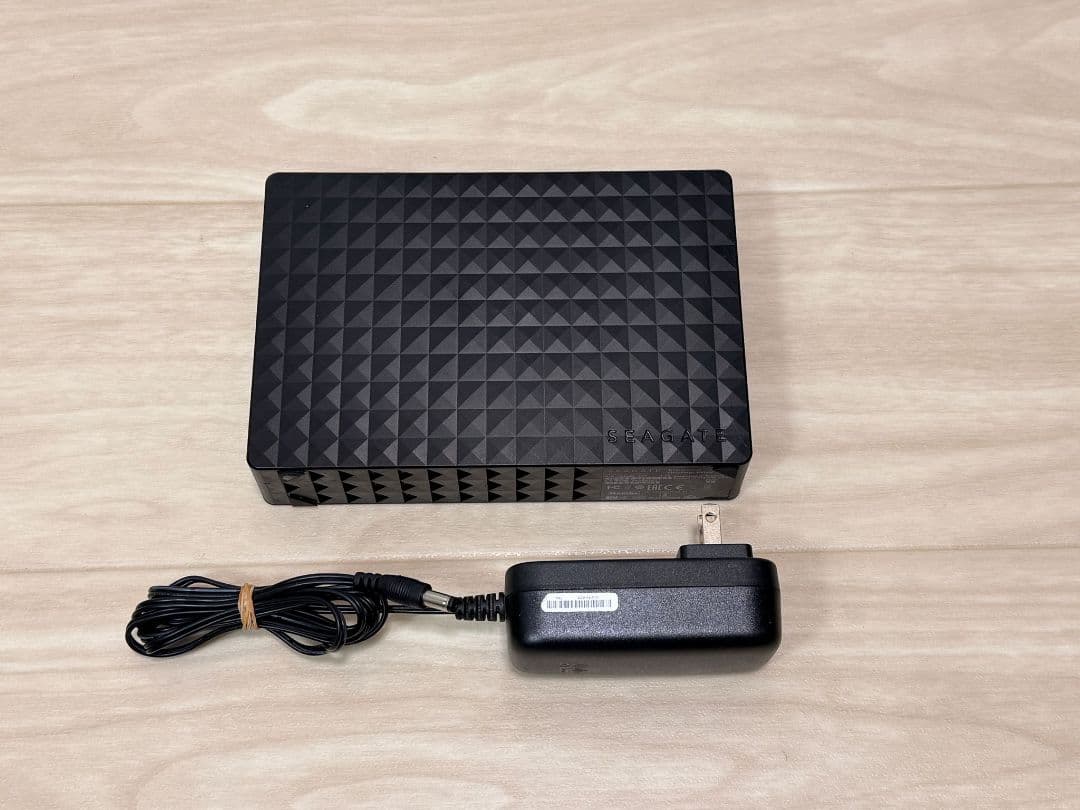 2)SEAGATE SRD0NF2 ST4000DM004 4TB 外付けHDD