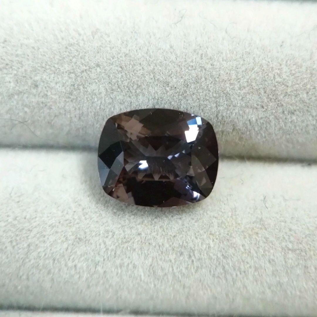 スピネル 2.600ct スリランカ産