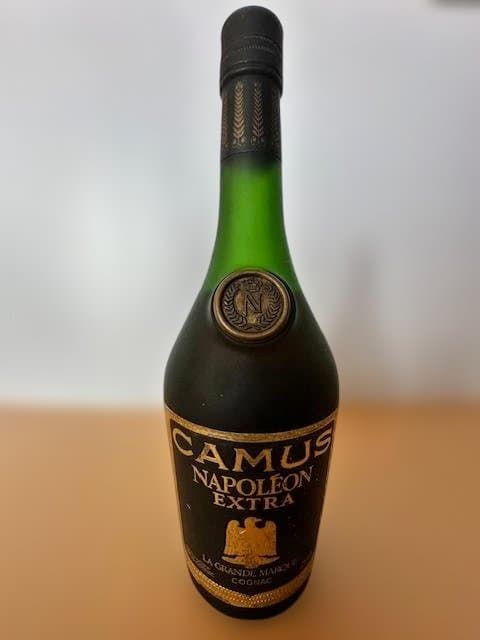 【未開封・箱付き】CAMUS カミュ ナ ポレオン エクストラ コニャック 古酒