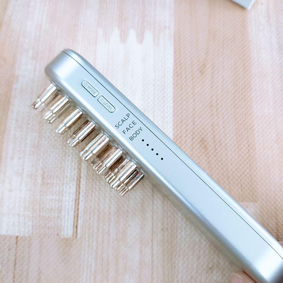 美品○付属品完備 サロニア リフト　ブラシ　SALONIA EMS