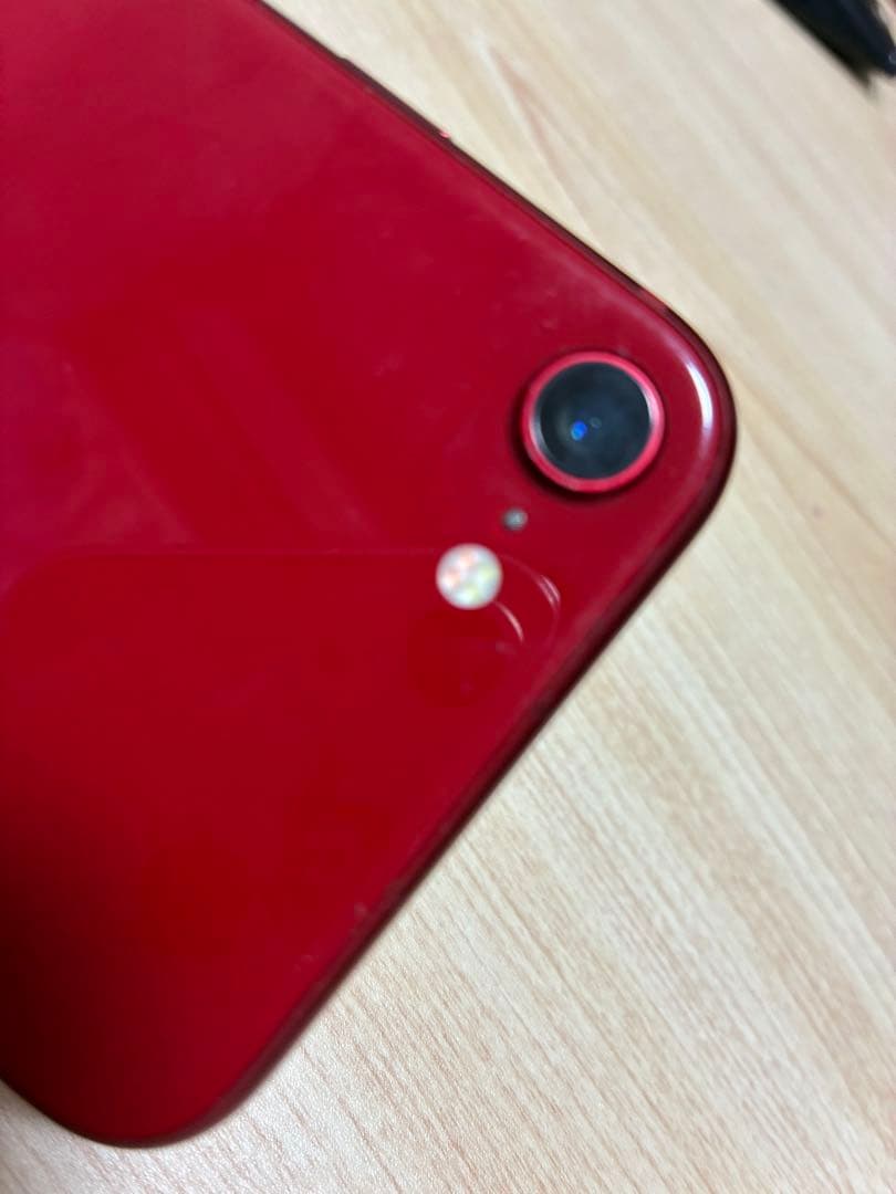 ド*ル様 iPhone SE (第3世代) 64GB RED バッテリー79%