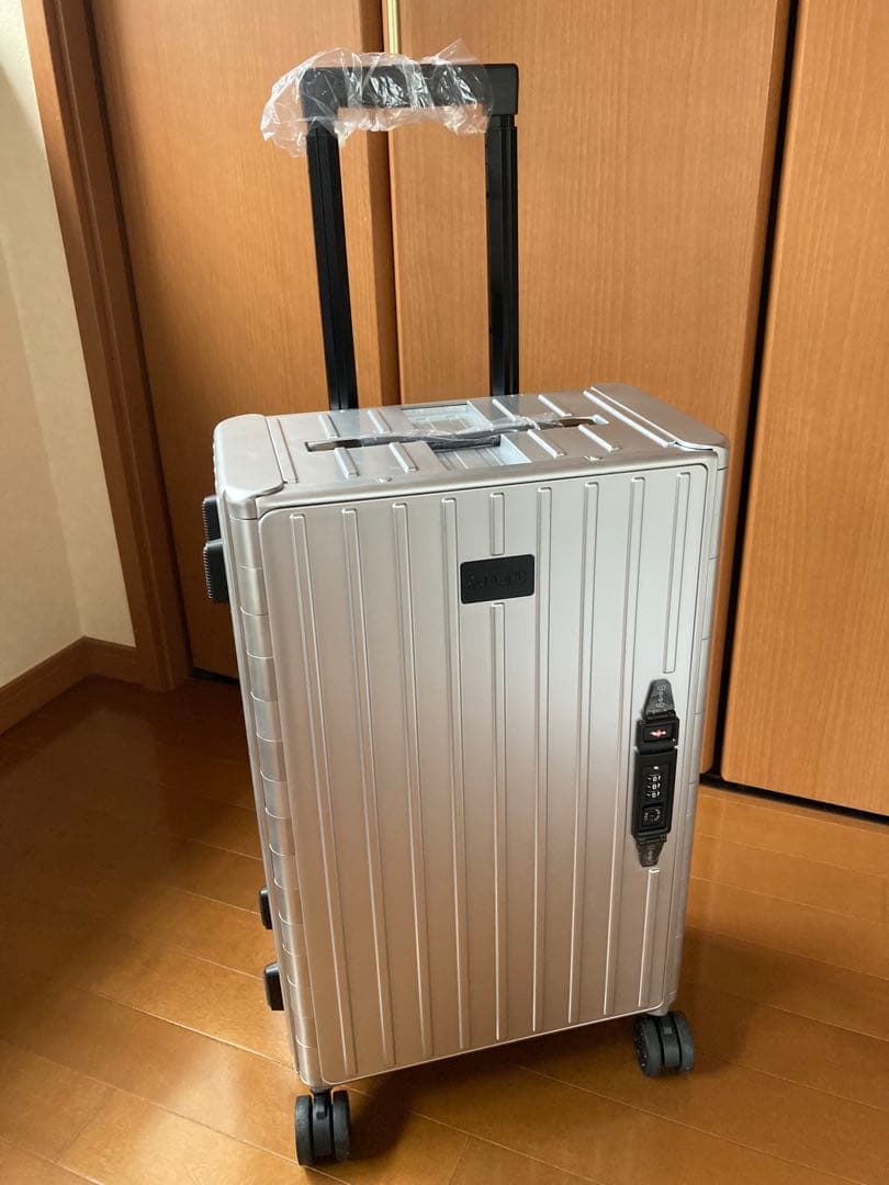 【機内持ち込み】 &FLAT 世界最薄 折りたたみキャリーケース 35Lシルバー