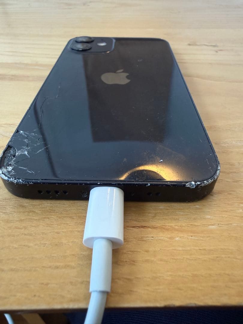 Apple iPhone 12 ブラック 本体