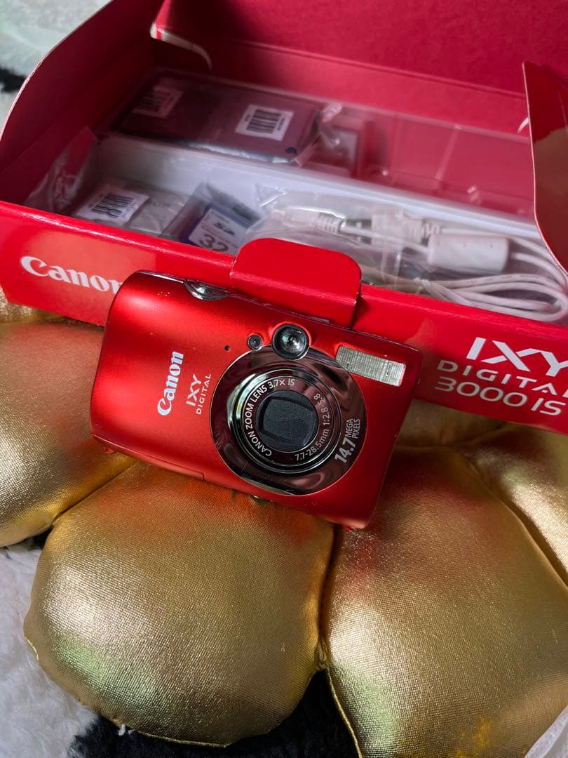 限定品 Canon IXY DIGITAL 3000 ISプレミアムキット 美品