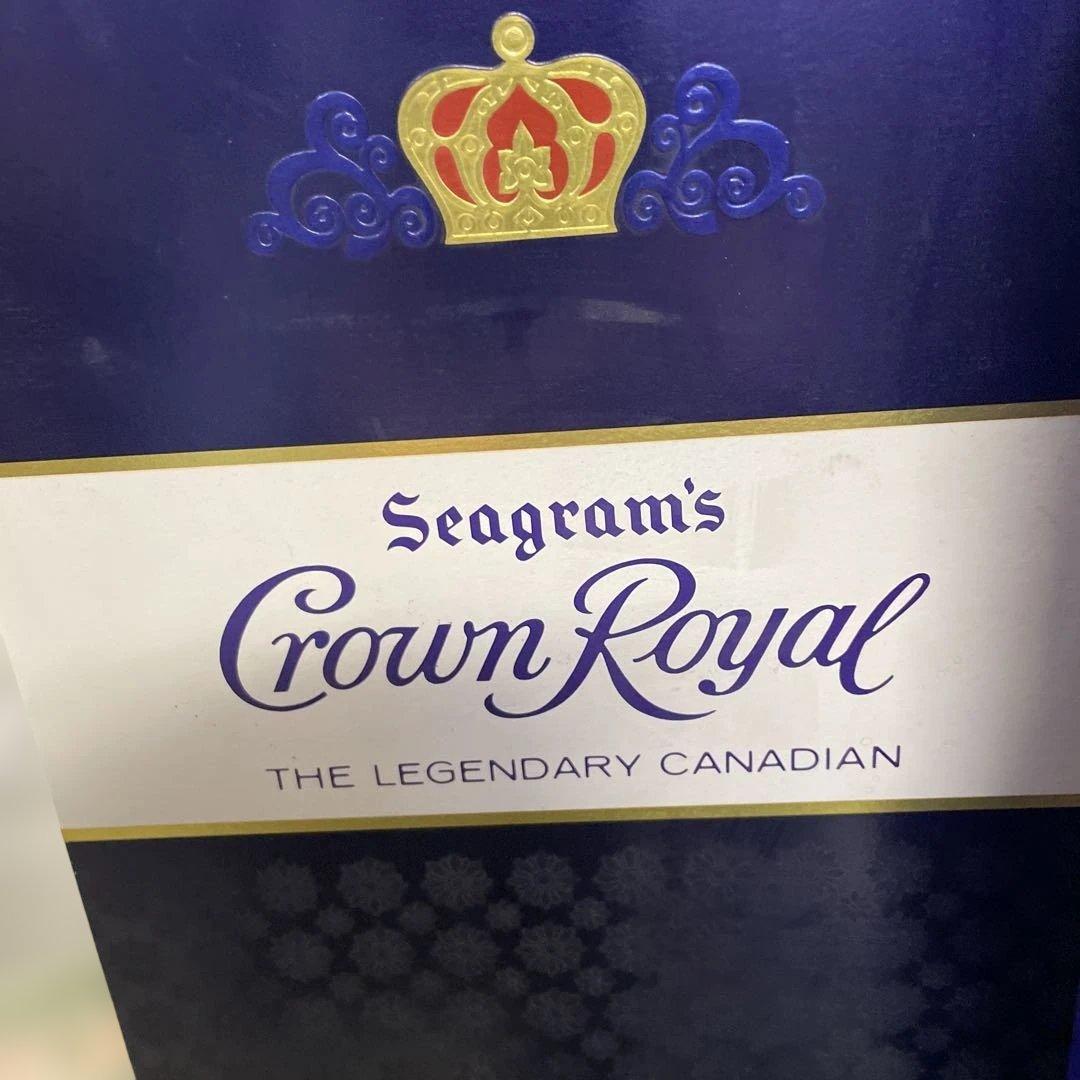 希少品❣️1973年製クラウンローヤル CROWN  ボックス付き