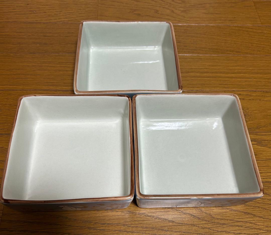 遊山箱　鎌倉彫徳島工芸品　3段重ね重箱　うさぎ　三段重