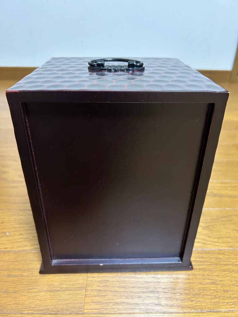 遊山箱　鎌倉彫徳島工芸品　3段重ね重箱　うさぎ　三段重