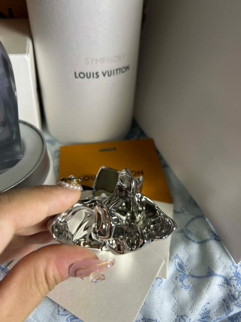 LV SYMPHONY 香水 おすすめ、 付属品あり