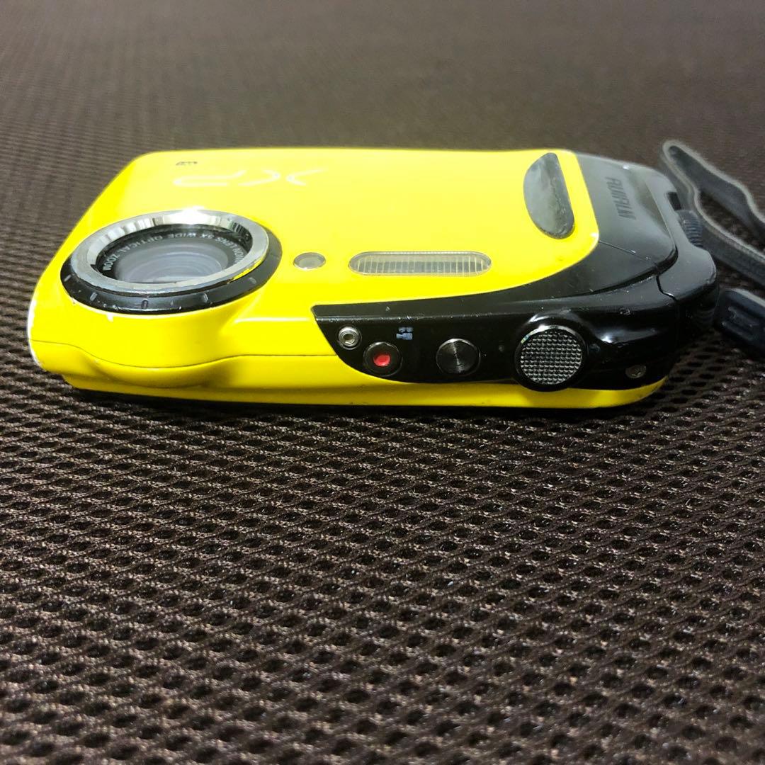 動作品　FUJIFILM コンパクトデジタルカメラ　Finepix XP70