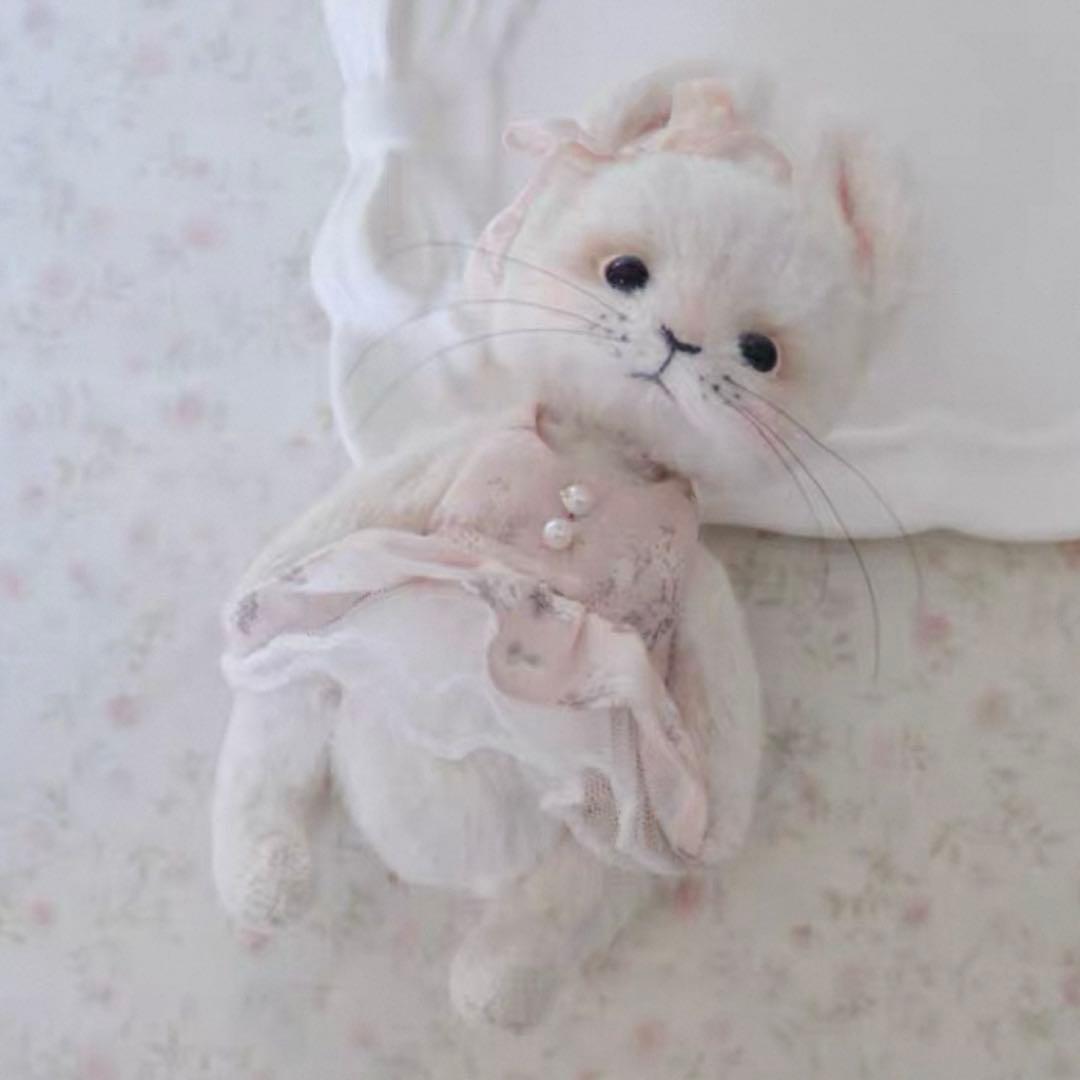 大人しい仔兎 アーティストベア 海外作家様 ハンドメイド ぬいぐるみ うさぎ