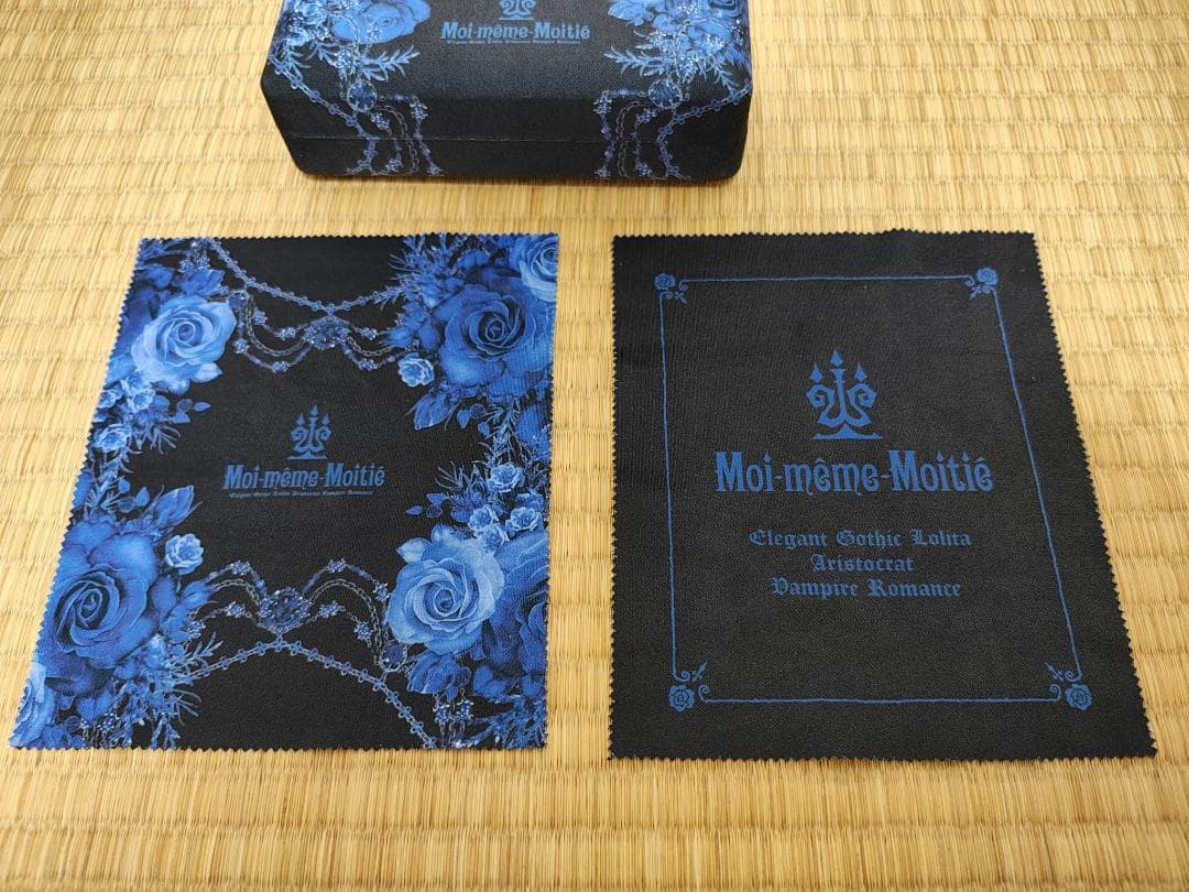 Moi-meme-Moitie　めがねケース