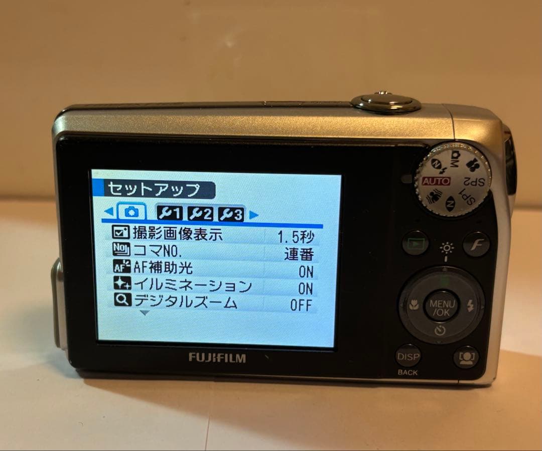 【SDカード付・付属品完備】FUJIFILM FinePix F40fd