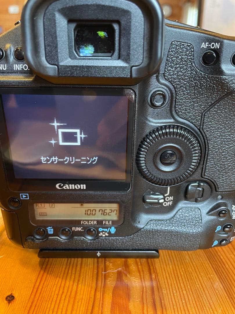 デジタルカメラ CANON EOS 1D Mark III