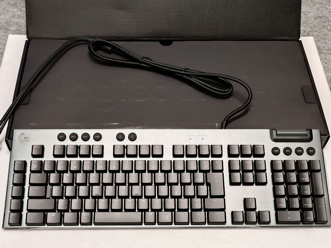 美品・FF14モデル・リニア Logicool G813 RGB メカニカル