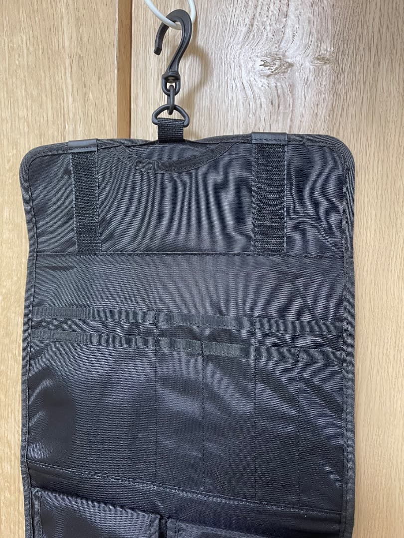 美品 new peak トラベルポーチ 黒 CORDURA®生地