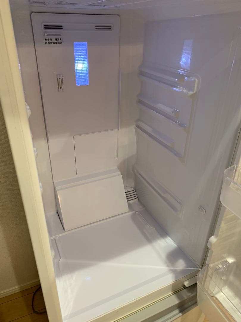 【送料込！】SHARP 冷凍冷蔵庫　167L SJ-17E3-KW