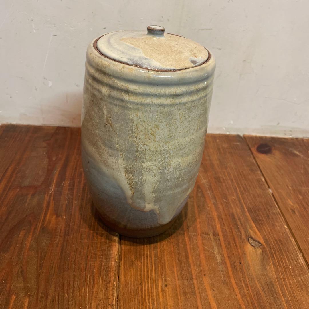 美品　茶道具　陶磁器　萩焼　水指　みずさし　茶道　焼物　陶芸　落ち着いた色合い