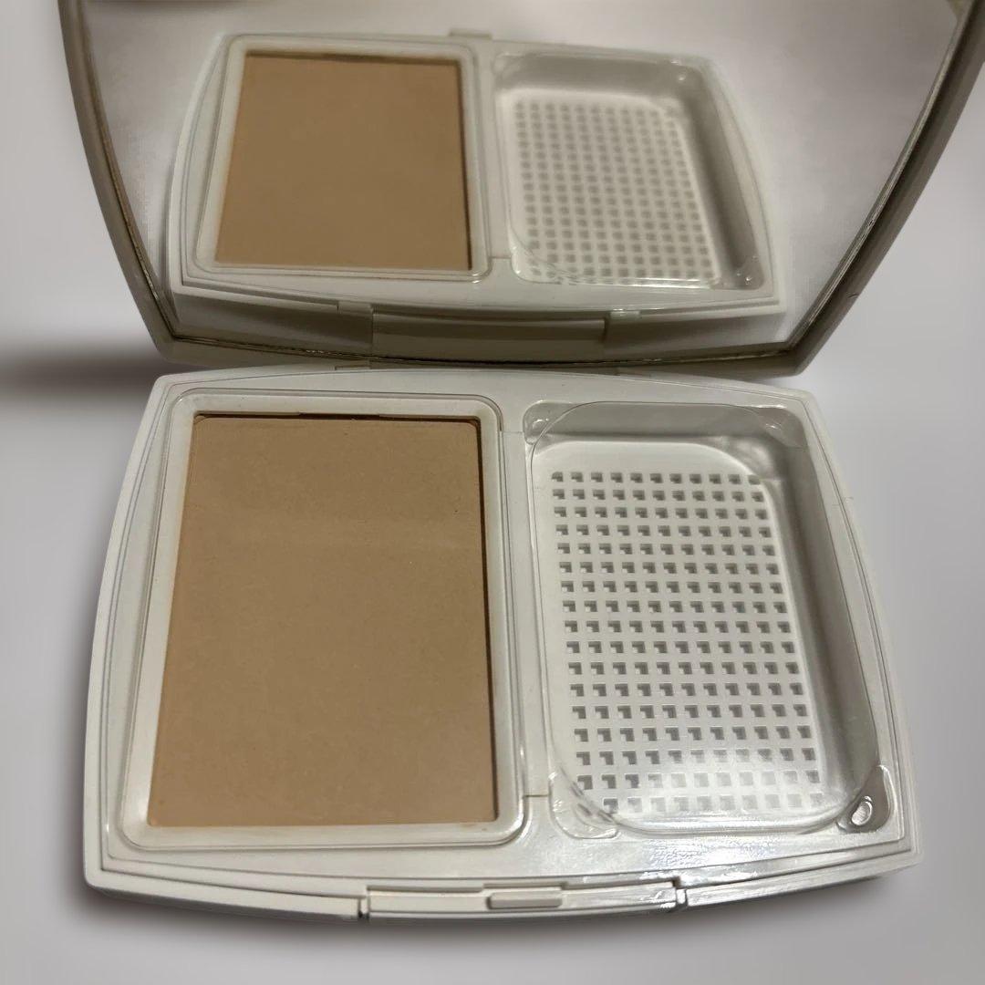 CHANEL LE BLANC パウダーファンデーション B20 12g