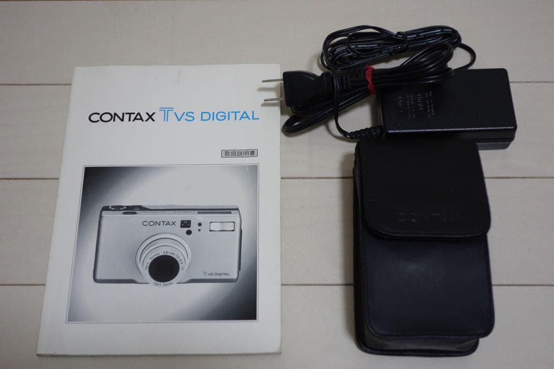 希少品 概ね良品 コンパクトデジタルカメラ CONTAX TVS DIGITAL