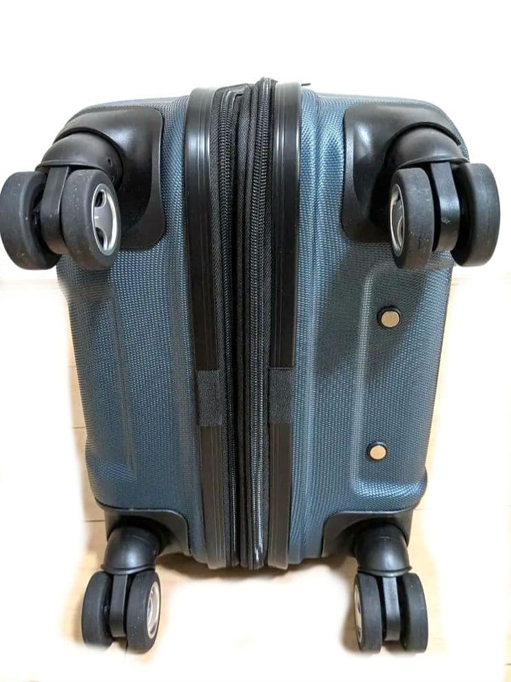 Samsonite スーツケース　機内持ち込みサイズ