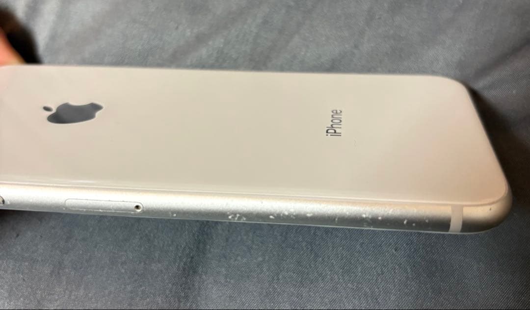 Apple iPhone8 64GB シルバー 美中古