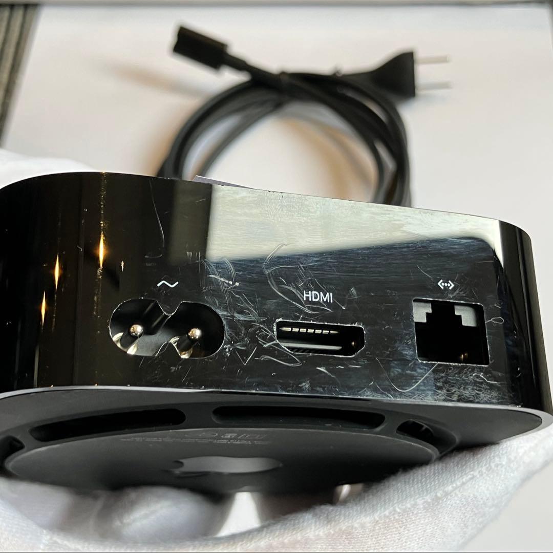 【4K】Apple TV アップル 本体 リモコン 32GB 【第5世代】⑦