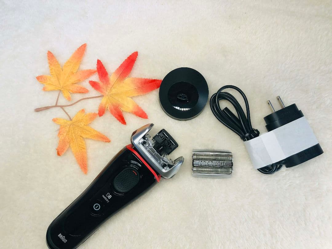 【美品】Braun S8 8340s ブラウンシリーズ8 メンズ電気シェーバー