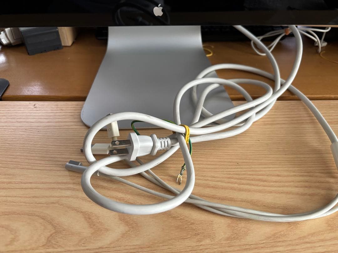 極美品正常動作品Apple cinema display 27インチ　A1316