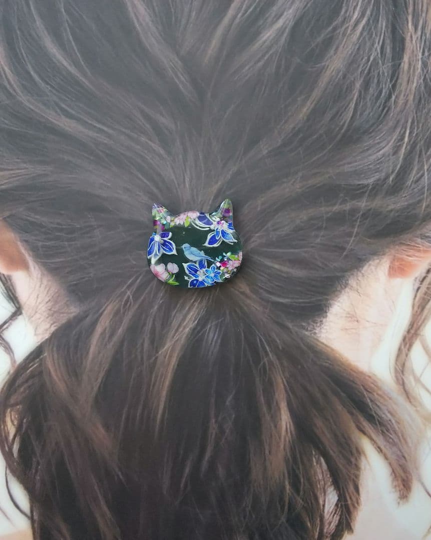 幸せを呼ぶ青い鳥 春の花 猫ちゃん型レジンヘアゴム