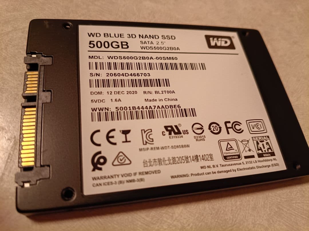 WD Blue 3D NAND SSD 500GB　S/N703