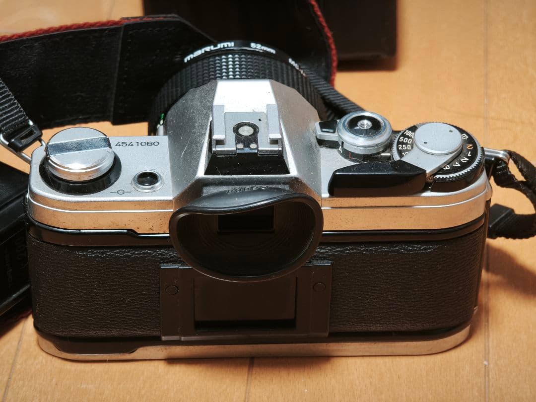 CanonAE-1セット！レンズ4本 ストロボ、レンズフィルター　フィルムカメラ
