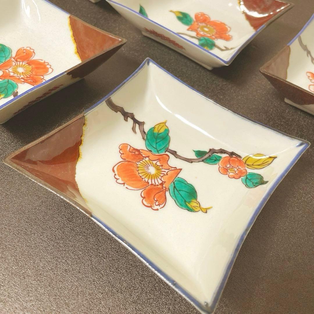 初代　滝口加全　　「椿絵」角皿　染付　共箱　九谷焼　【骨董】