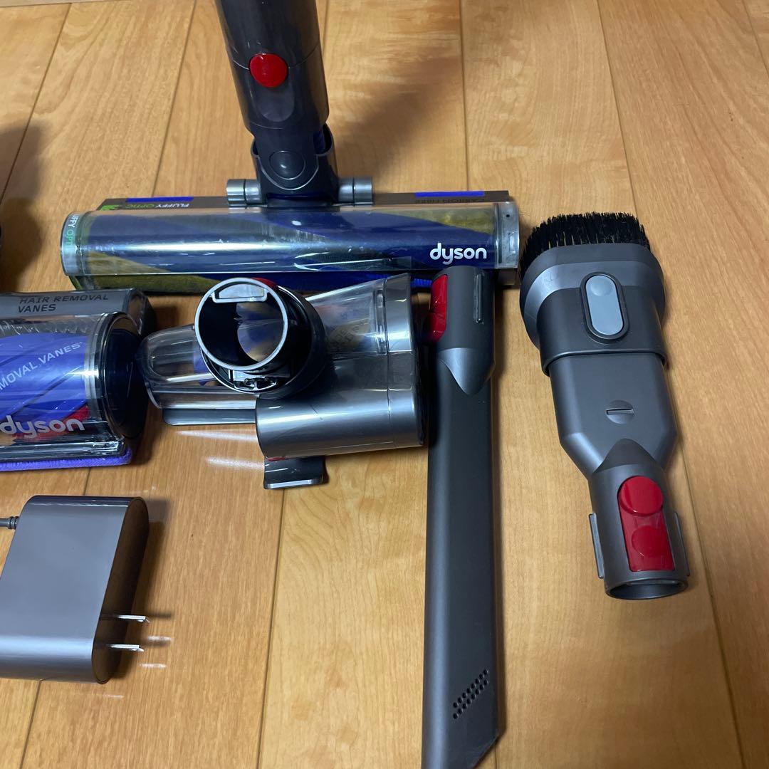 Dyson V12 Detect SlimFluffySV46 箱付き　中古